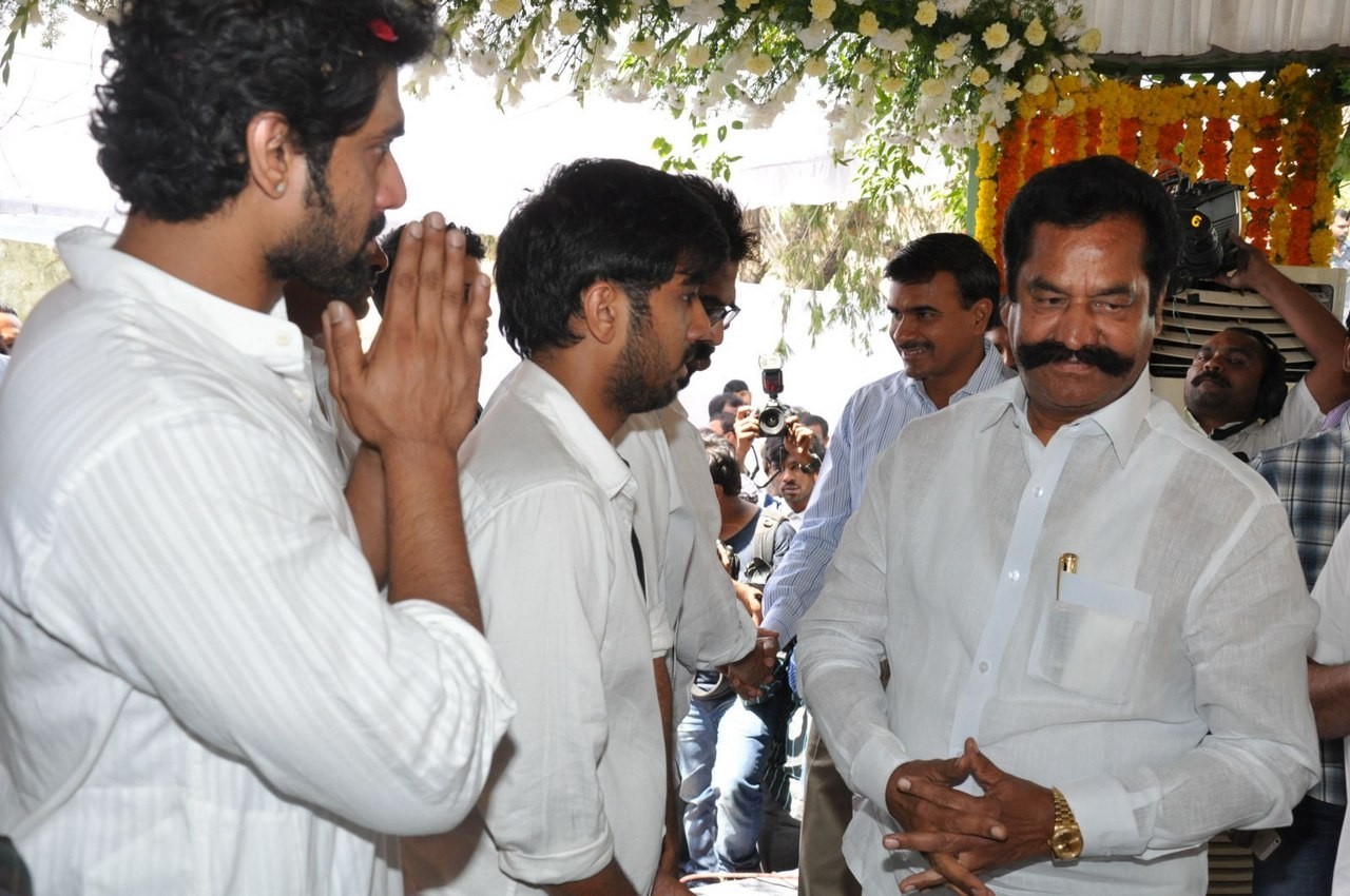 D Ramanaidu Anthima Yatra 04 - 129 / 234 photos