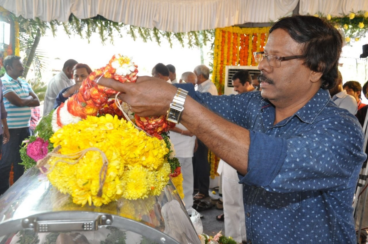 D Ramanaidu Anthima Yatra 04 - 179 / 234 photos