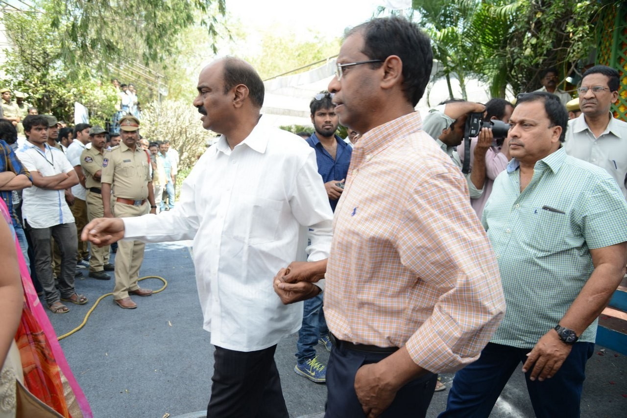 D Ramanaidu Anthima Yatra 04 - 194 / 234 photos