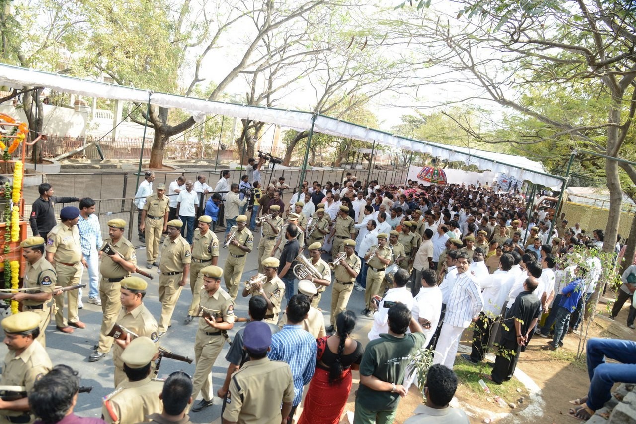 D Ramanaidu Anthima Yatra 06 - 8 / 141 photos