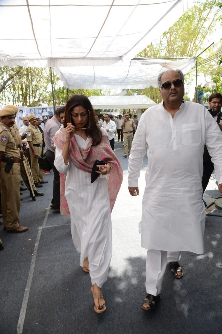 D Ramanaidu Anthima Yatra 06 - 11 / 141 photos