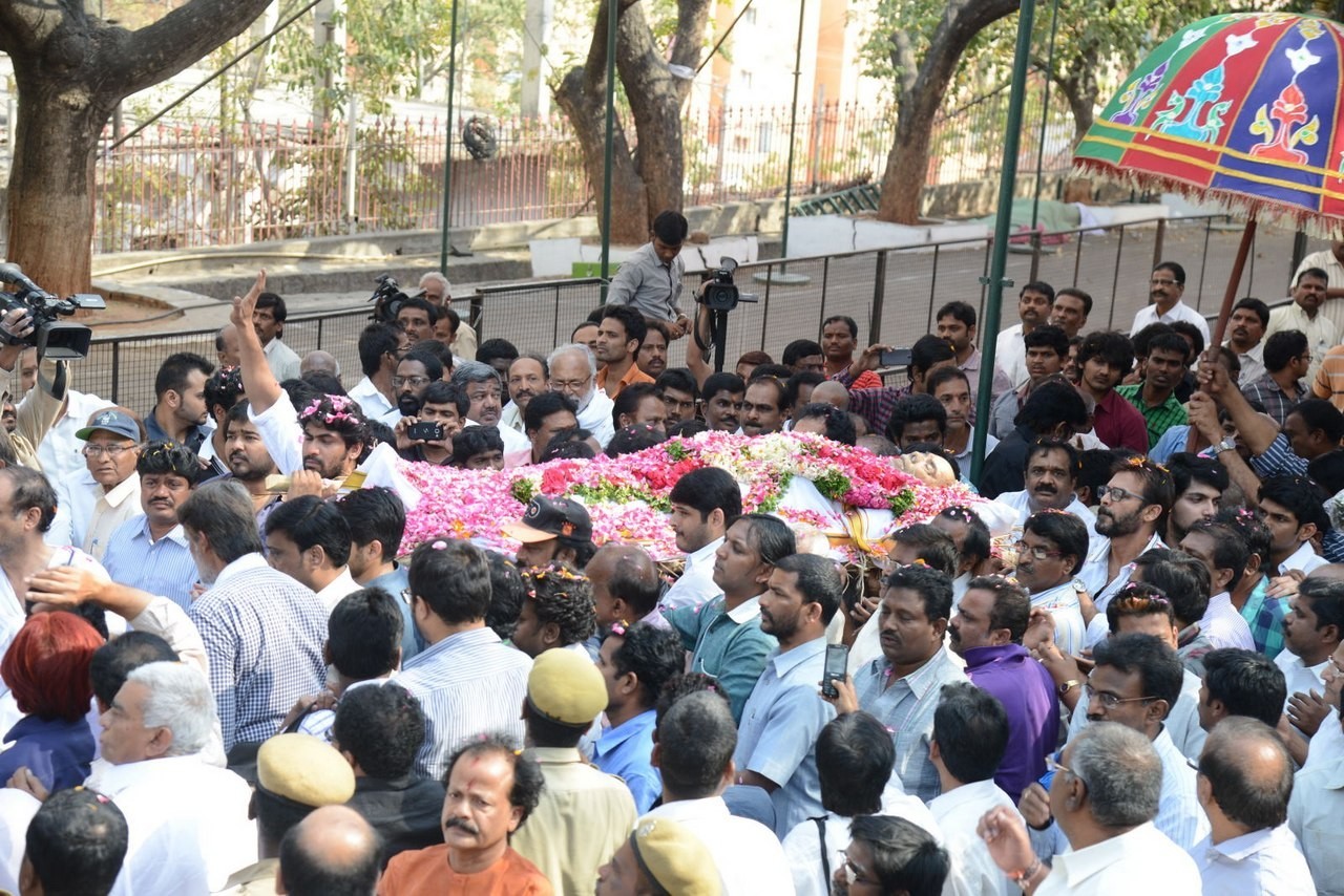 D Ramanaidu Anthima Yatra 06 - 64 / 141 photos