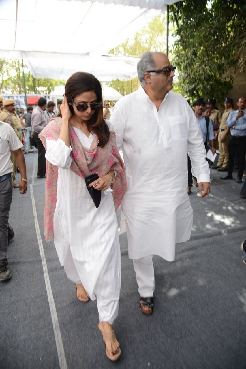 D Ramanaidu Anthima Yatra 06 - 86 / 141 photos