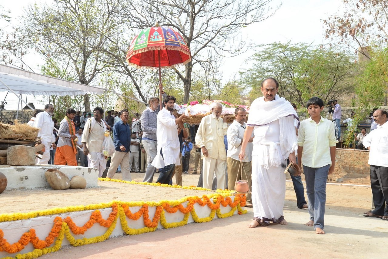 D Ramanaidu Anthima Yatra 06 - 101 / 141 photos