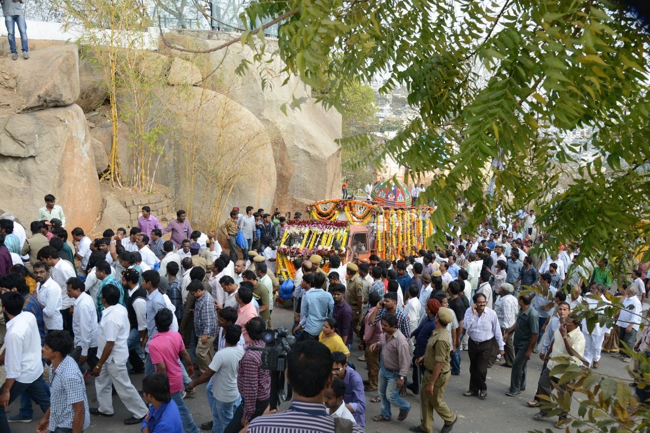 D Ramanaidu Anthima Yatra 06 - 127 / 141 photos