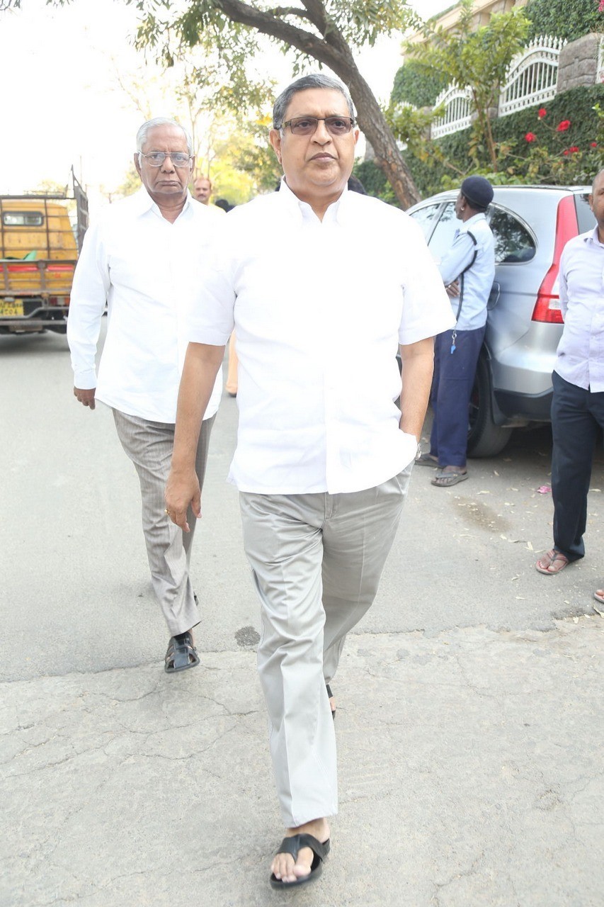 D Ramanaidu Condolences Photos 01 - 28 / 162 photos