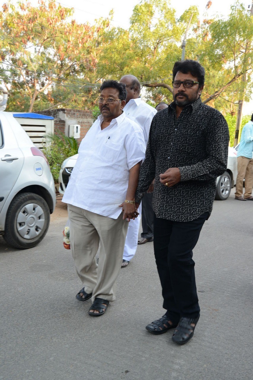 D Ramanaidu Condolences Photos 01 - 115 / 162 photos