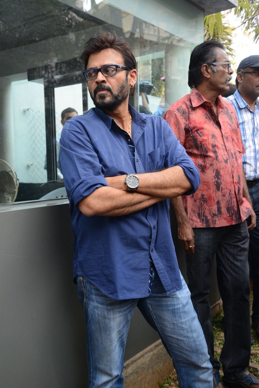 D Ramanaidu Condolences Photos 01 - 149 / 162 photos