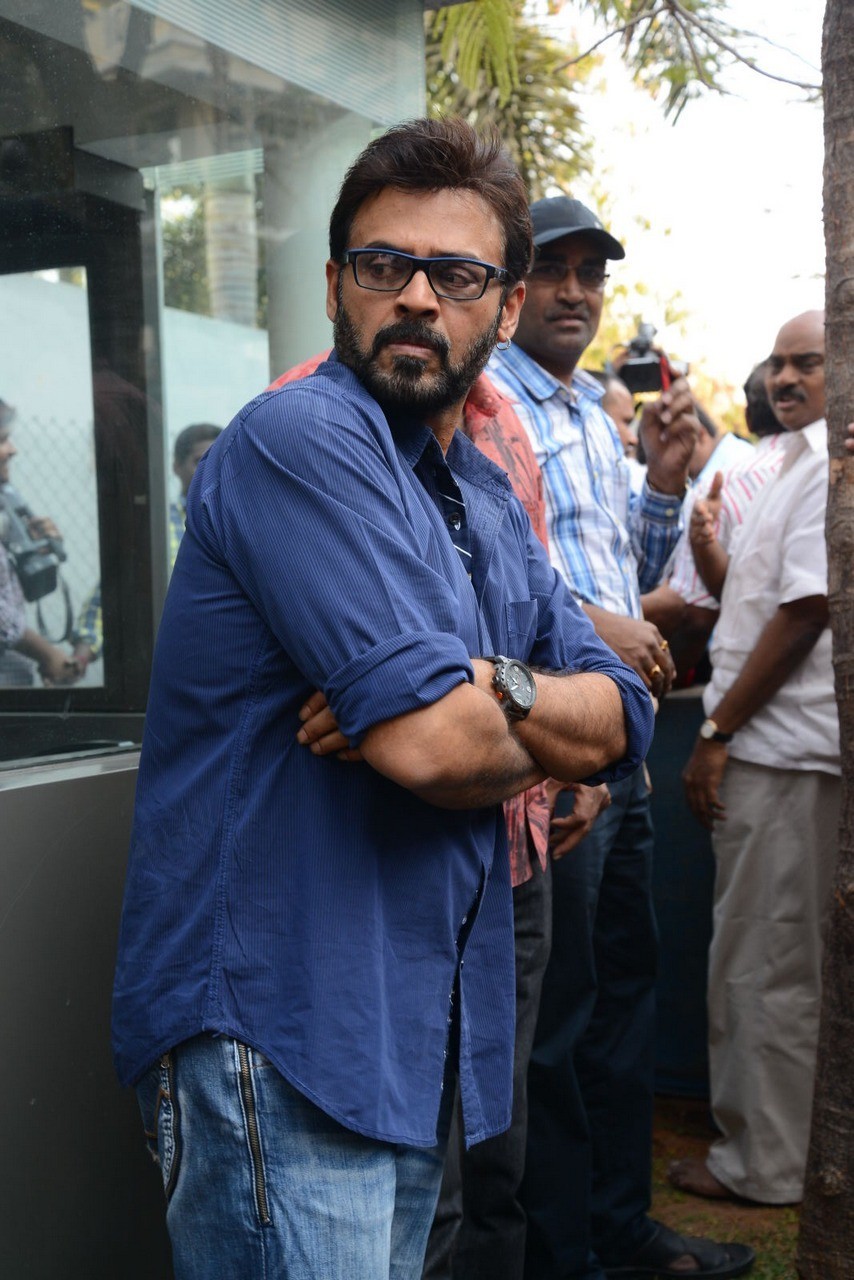 D Ramanaidu Condolences Photos 01 - 156 / 162 photos