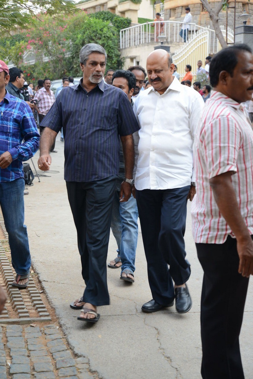 D Ramanaidu Condolences Photos 02 - 27 / 107 photos