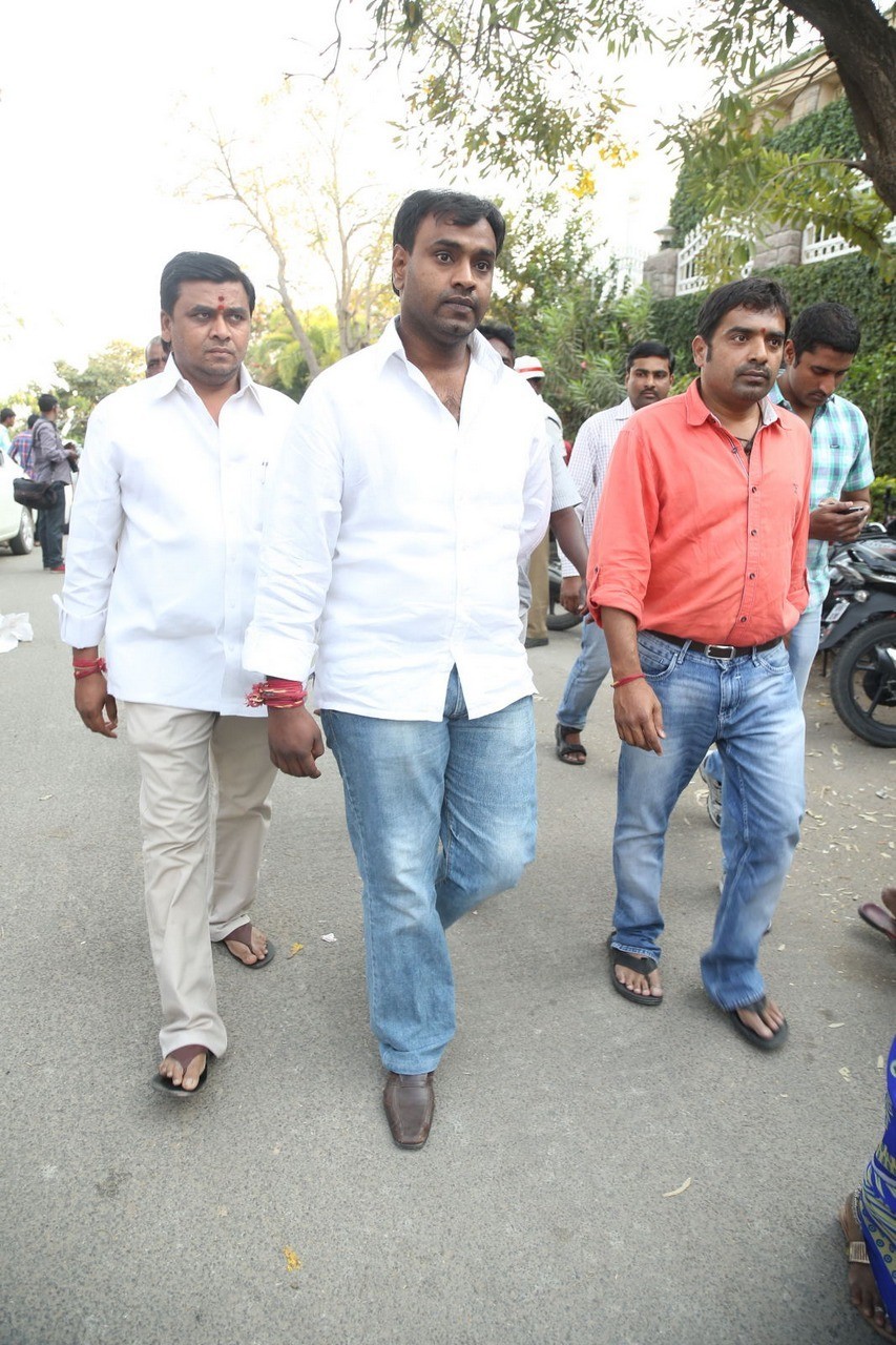 D Ramanaidu Condolences Photos 02 - 32 / 107 photos