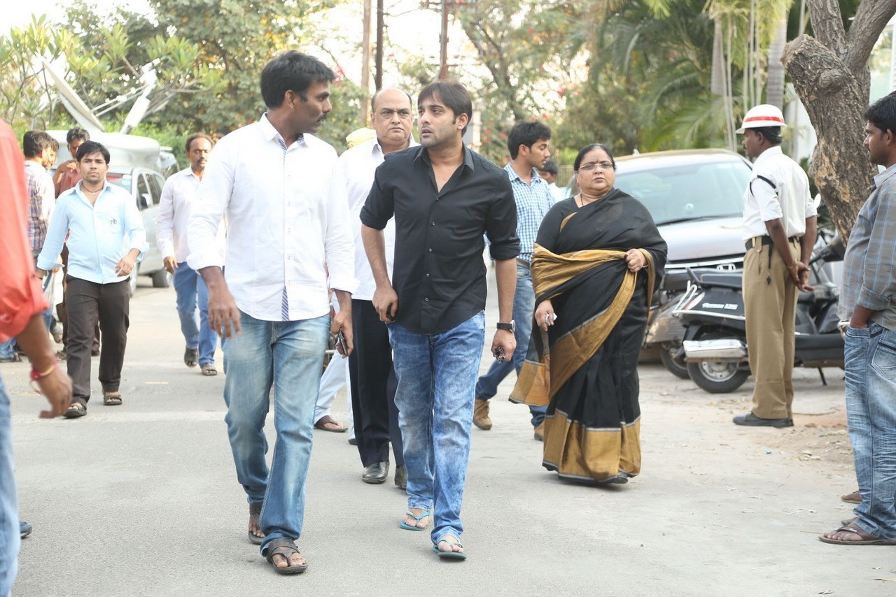 D Ramanaidu Condolences Photos 02 - 72 / 107 photos