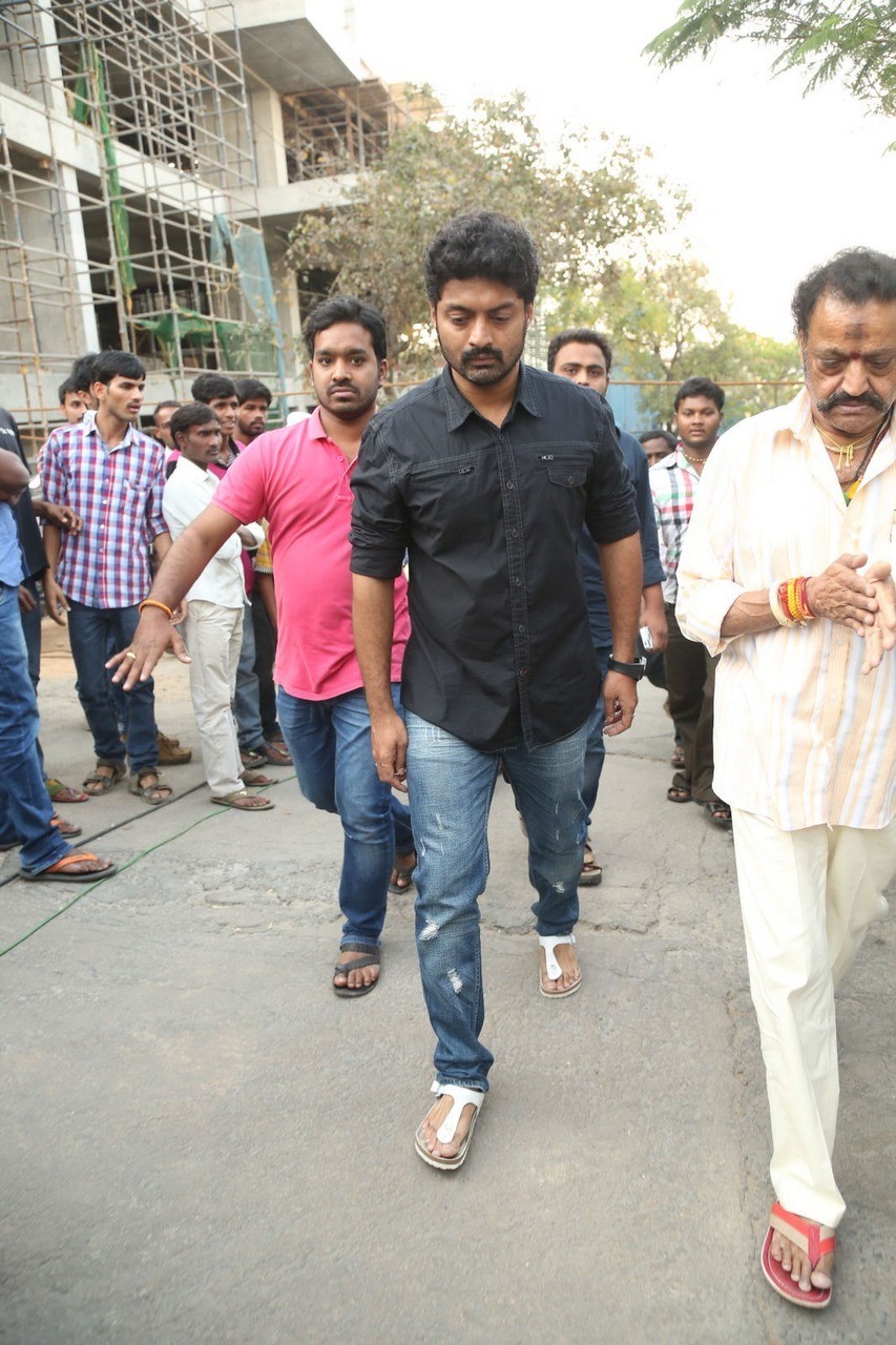 D Ramanaidu Condolences Photos 03 - 132 / 210 photos