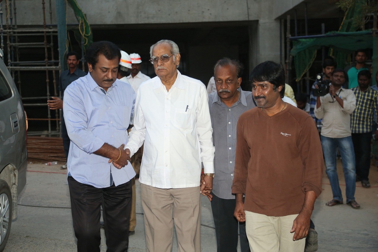 D Ramanaidu Condolences Photos 05 - 71 / 164 photos