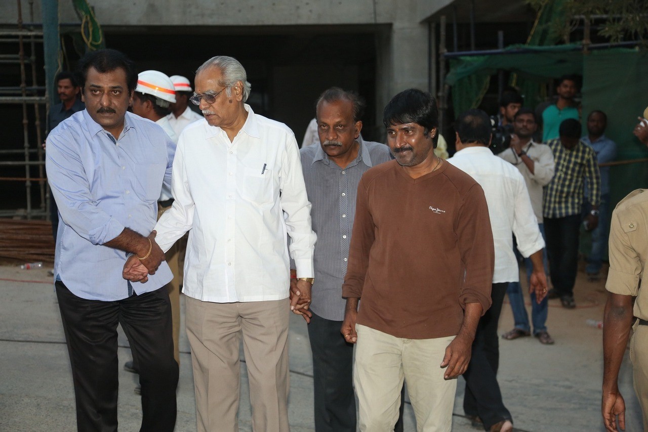 D Ramanaidu Condolences Photos 05 - 84 / 164 photos