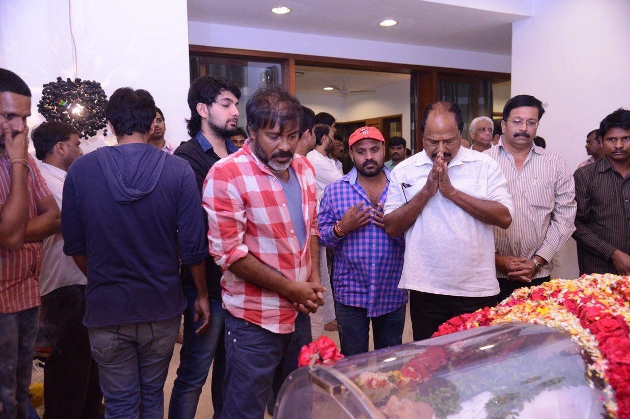 D Ramanaidu Condolences Photos 05 - 107 / 164 photos