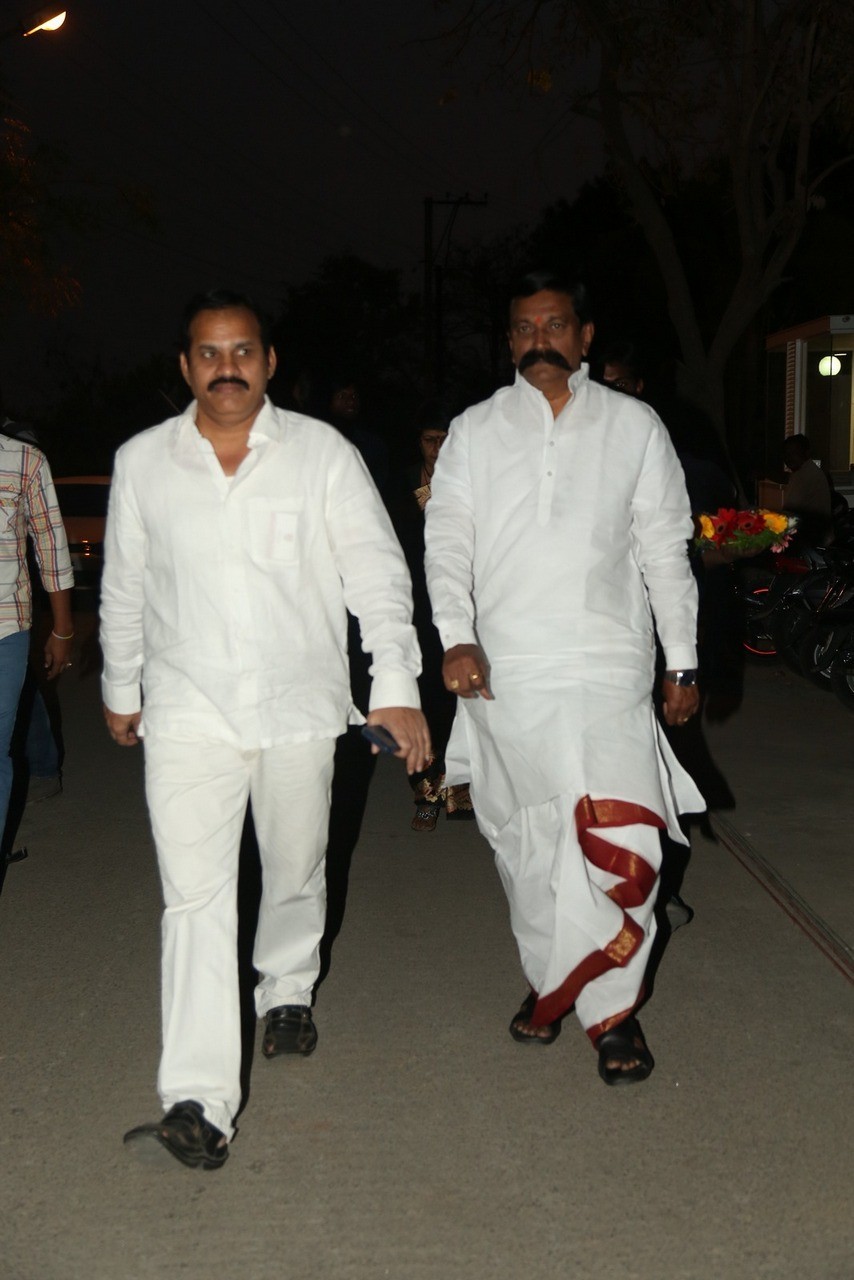 D Ramanaidu Condolences Photos 05 - 127 / 164 photos