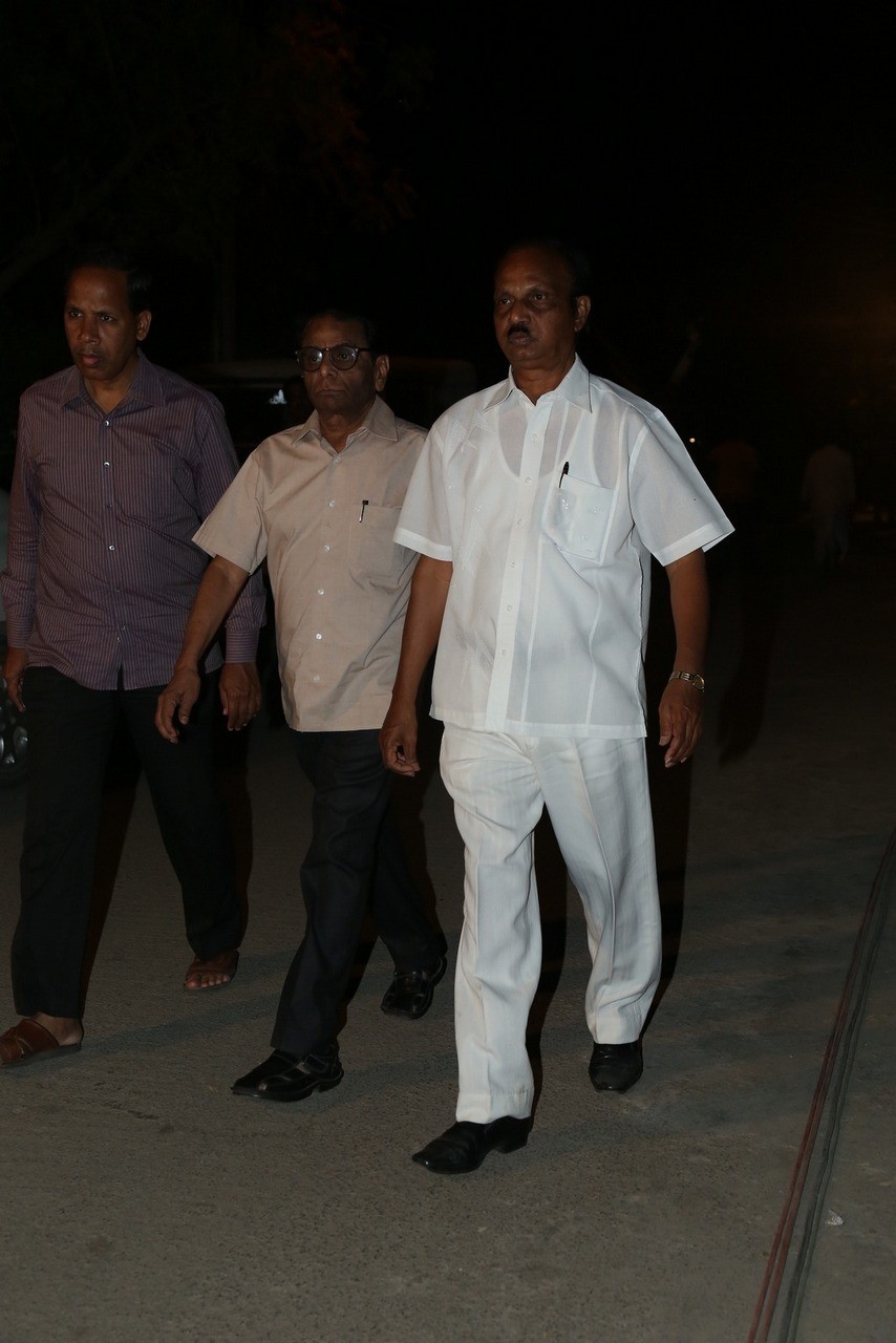 D Ramanaidu Condolences Photos 05 - 160 / 164 photos