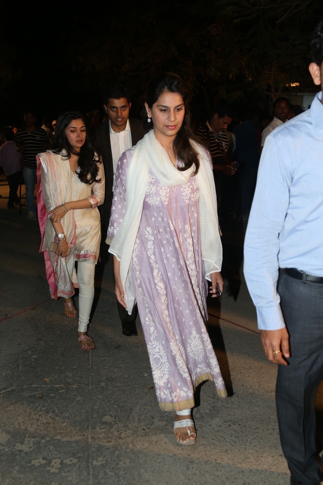 D Ramanaidu Condolences Photos 06 - 29 / 99 photos