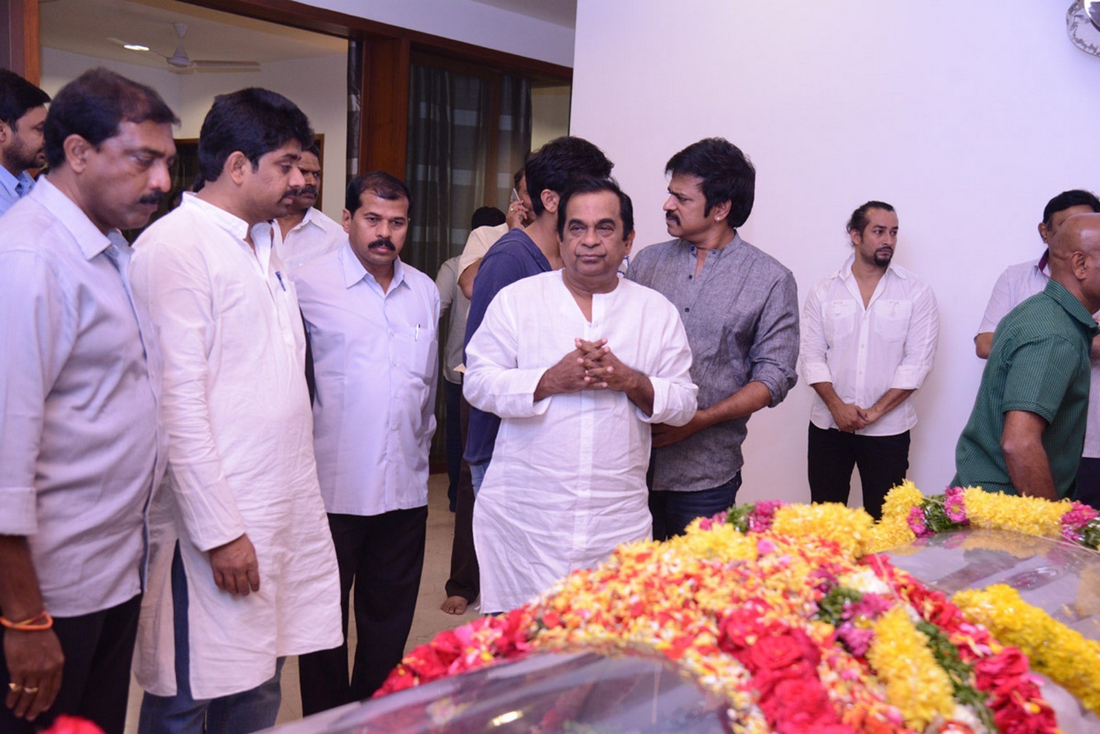 D Ramanaidu Condolences Photos 06 - 43 / 99 photos