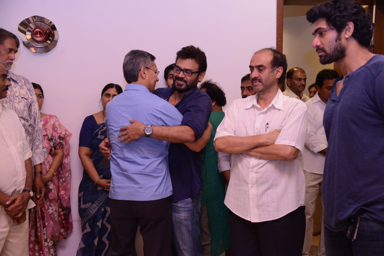 D Ramanaidu Condolences Photos 07 - 23 / 58 photos