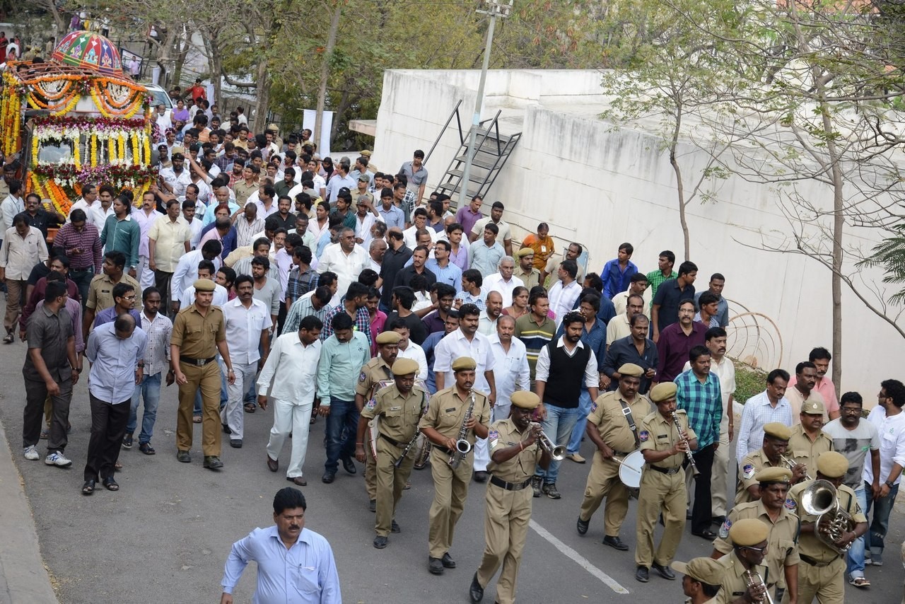 D Ramanaidu Funeral Ceremony - 53 / 326 photos
