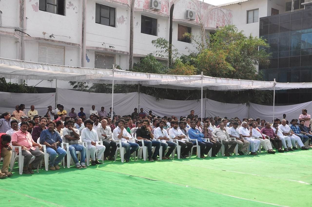 D Ramanaidu Funeral Ceremony - 78 / 326 photos