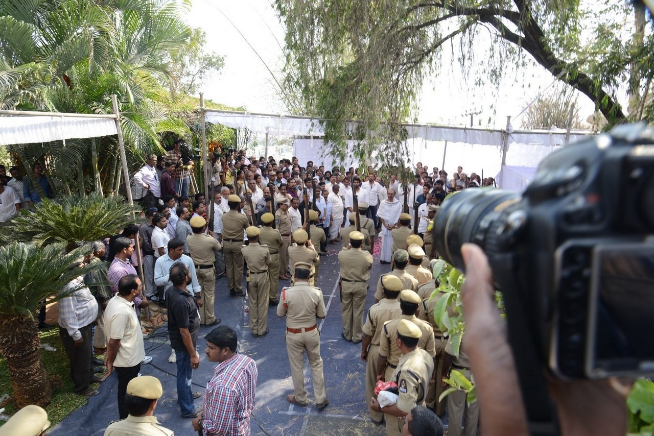 D Ramanaidu Funeral Ceremony - 80 / 326 photos