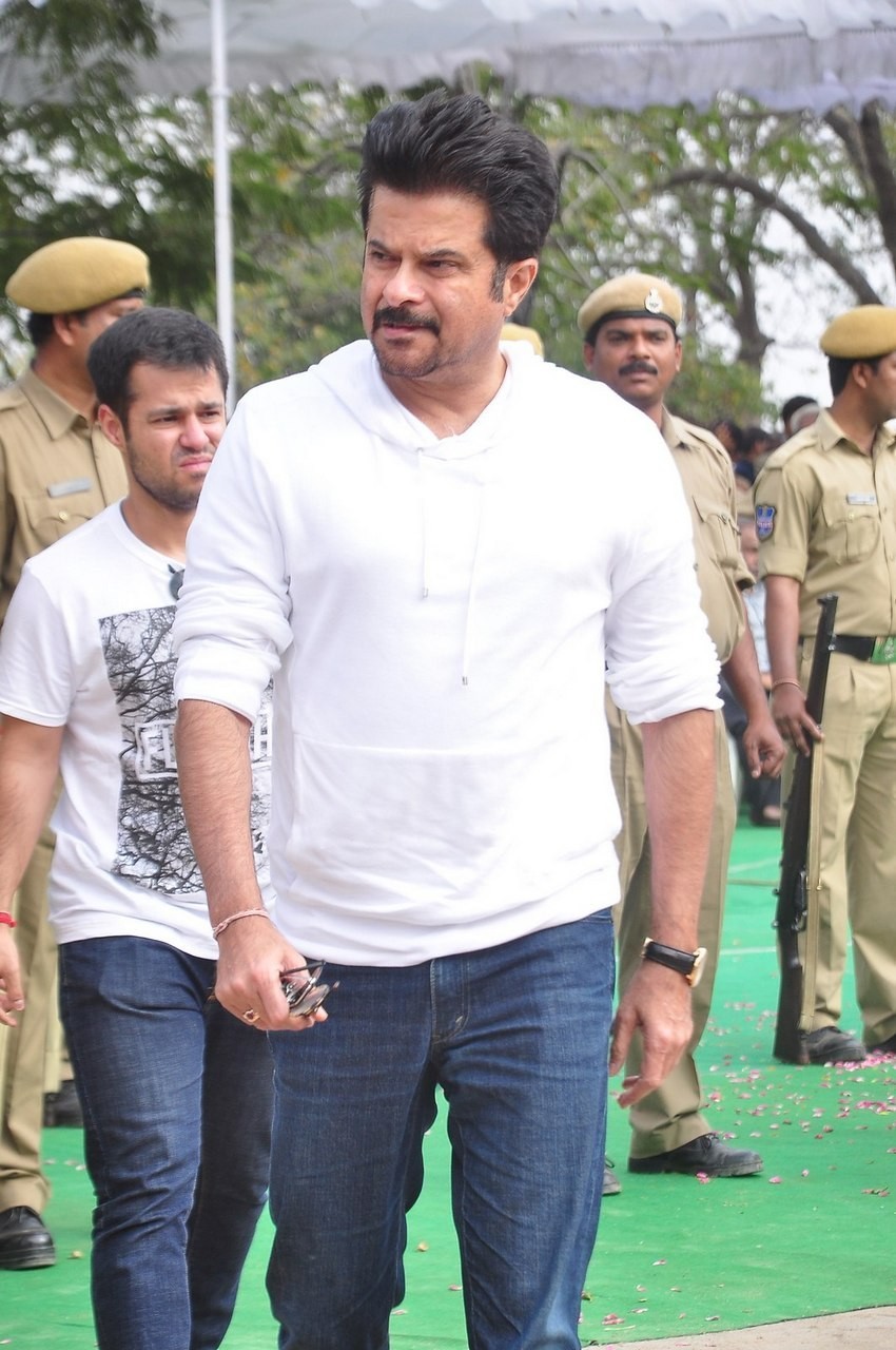 D Ramanaidu Funeral Ceremony - 85 / 326 photos