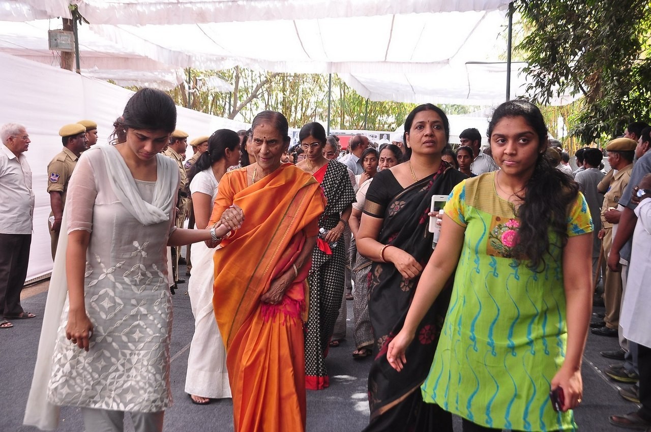 D Ramanaidu Funeral Ceremony - 88 / 326 photos
