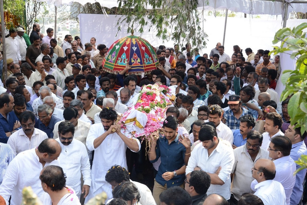 D Ramanaidu Funeral Ceremony - 94 / 326 photos
