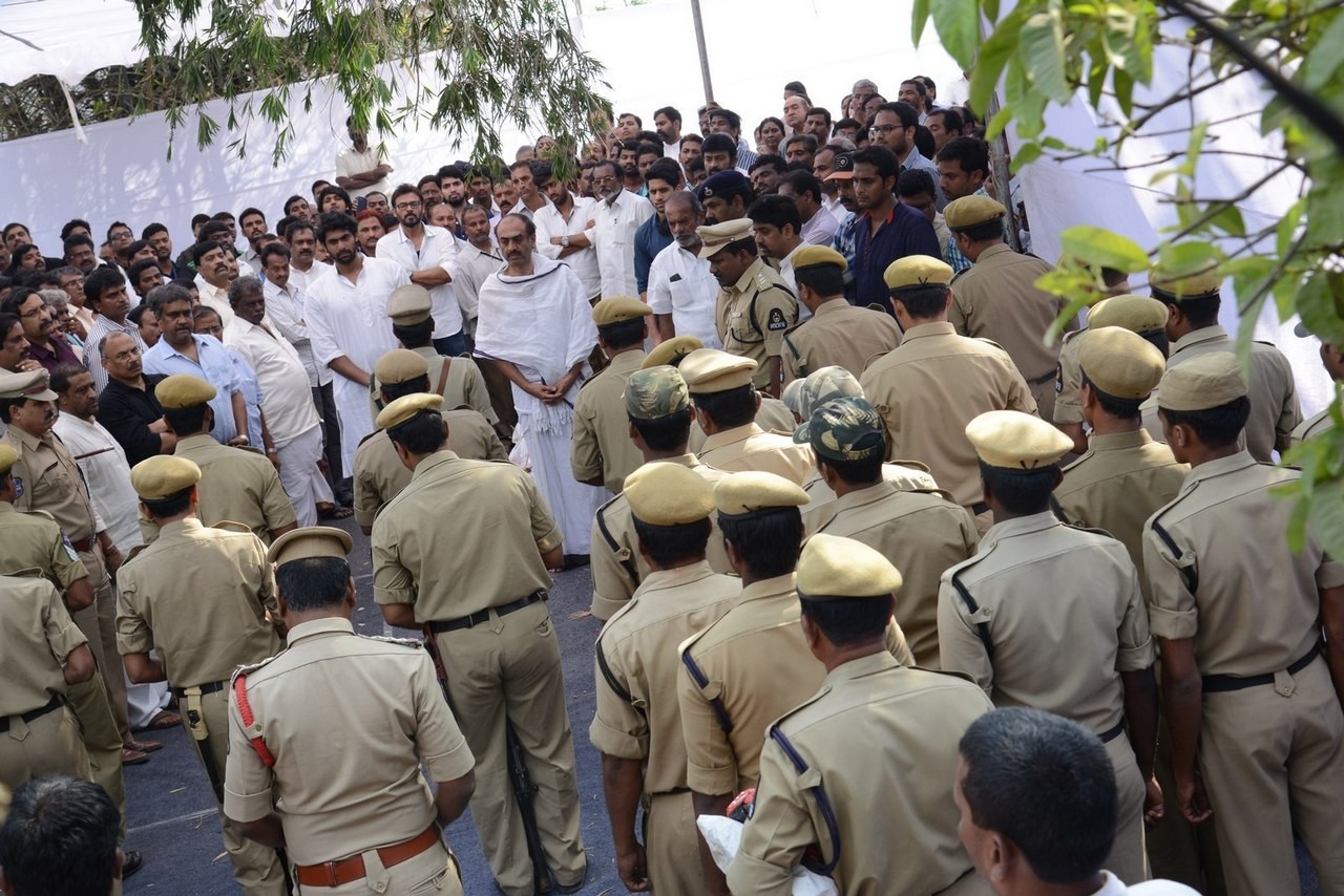 D Ramanaidu Funeral Ceremony - 122 / 326 photos