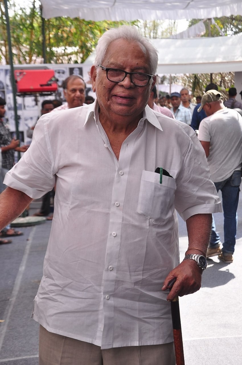 D Ramanaidu Funeral Ceremony - 153 / 326 photos