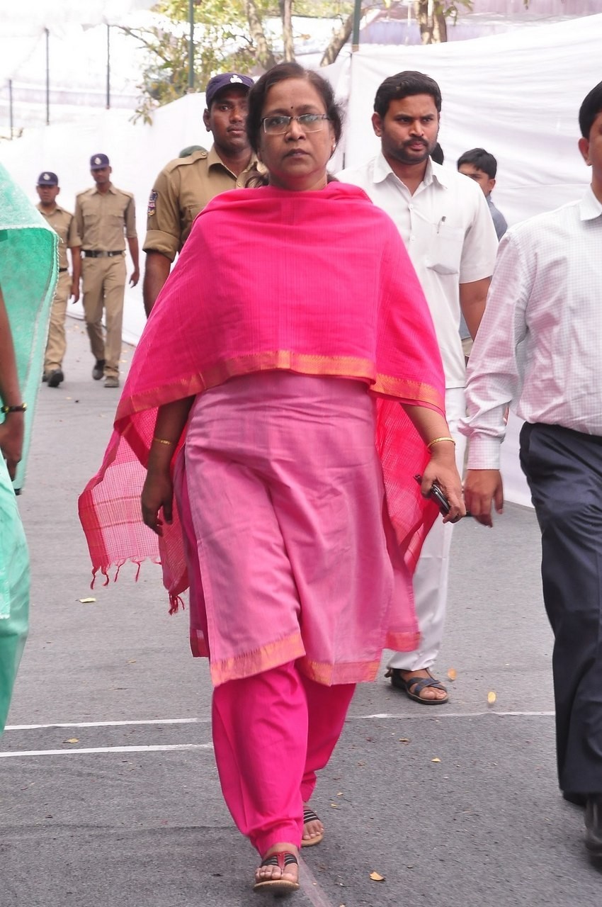 D Ramanaidu Funeral Ceremony - 159 / 326 photos