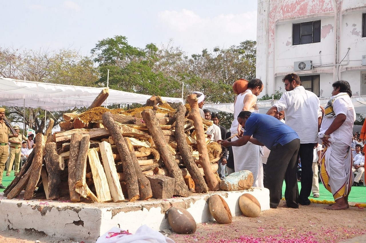 D Ramanaidu Funeral Ceremony - 170 / 326 photos