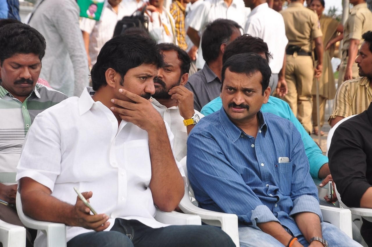 D Ramanaidu Funeral Ceremony - 241 / 326 photos