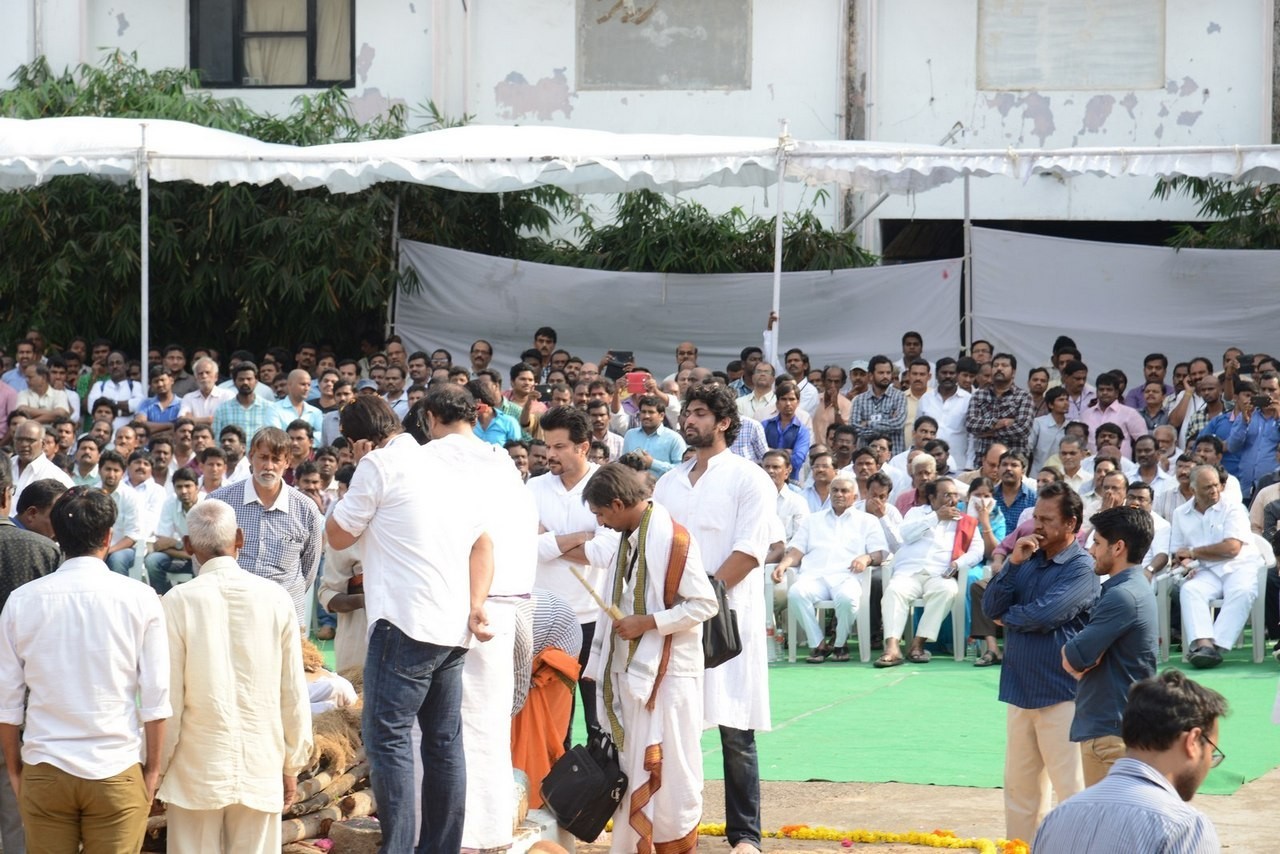 D Ramanaidu Funeral Ceremony - 256 / 326 photos