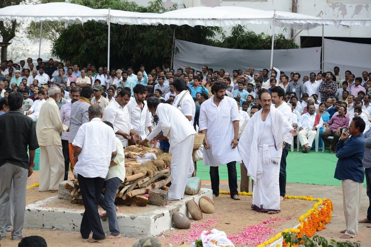 D Ramanaidu Funeral Ceremony - 302 / 326 photos