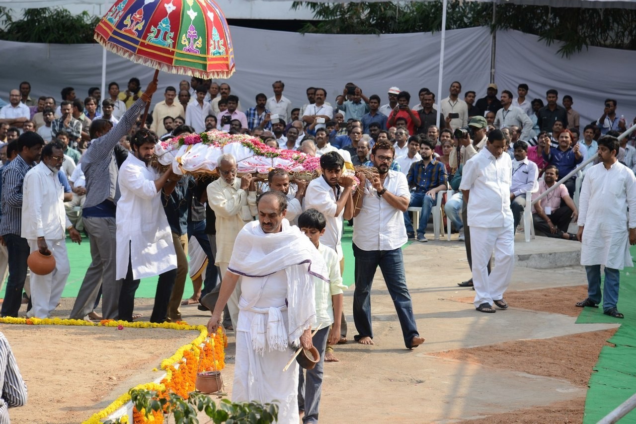 D Ramanaidu Funeral Ceremony - 304 / 326 photos