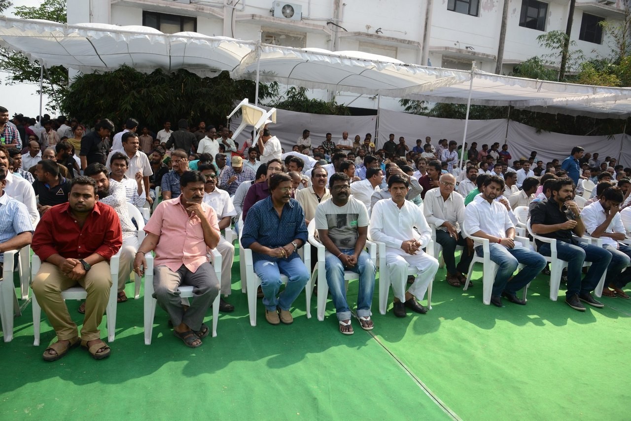 D Ramanaidu Funeral Ceremony - 313 / 326 photos
