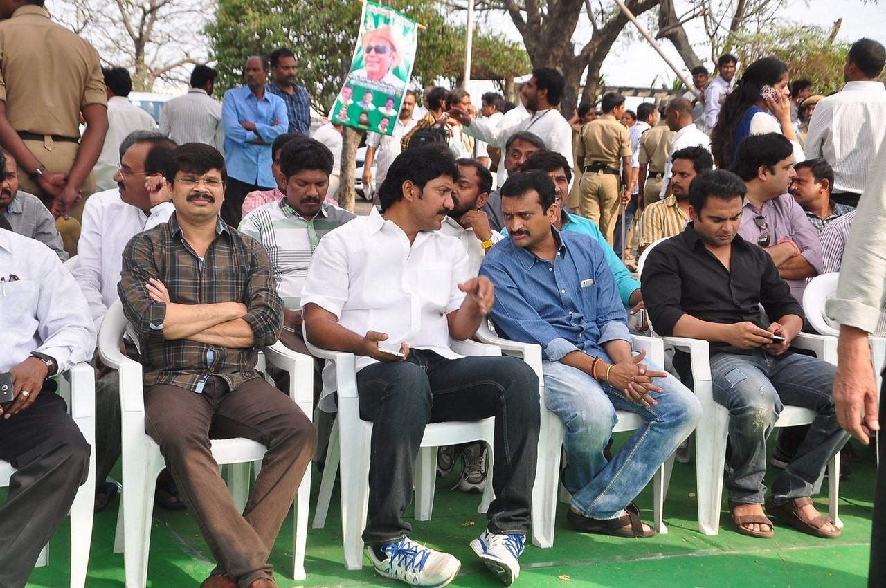 D Ramanaidu Funeral Ceremony - 319 / 326 photos