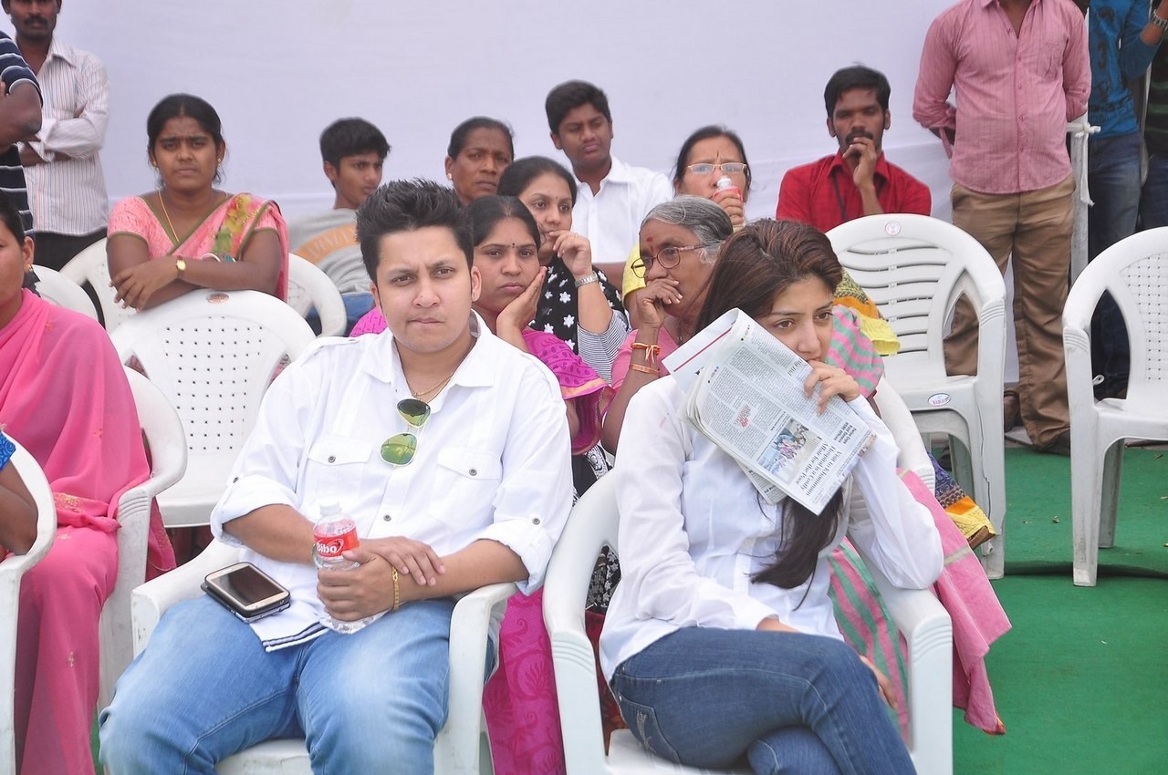 D Ramanaidu Funeral Ceremony - 321 / 326 photos