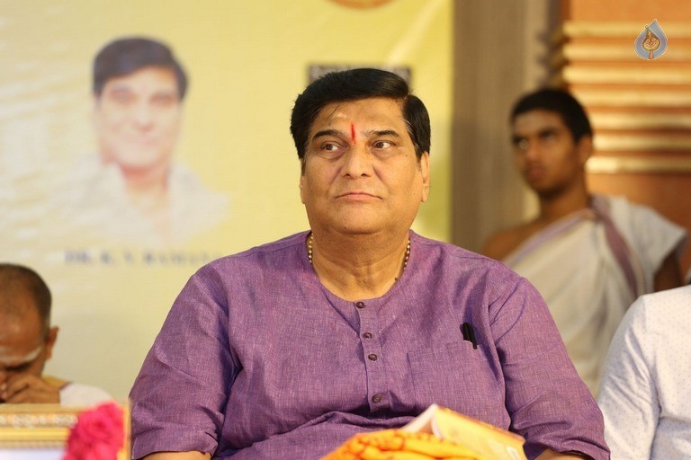 Dasara Bullodu Book Launch - 7 / 30 photos