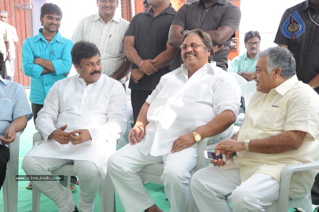 Dasari n Chiru at Vadde Ramesh 1st Year Ceremony - 38 / 38 photos