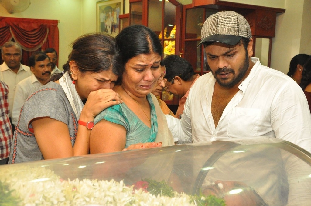 Dasari Narayana rao Condolences Photos 2 - 26 / 152 photos