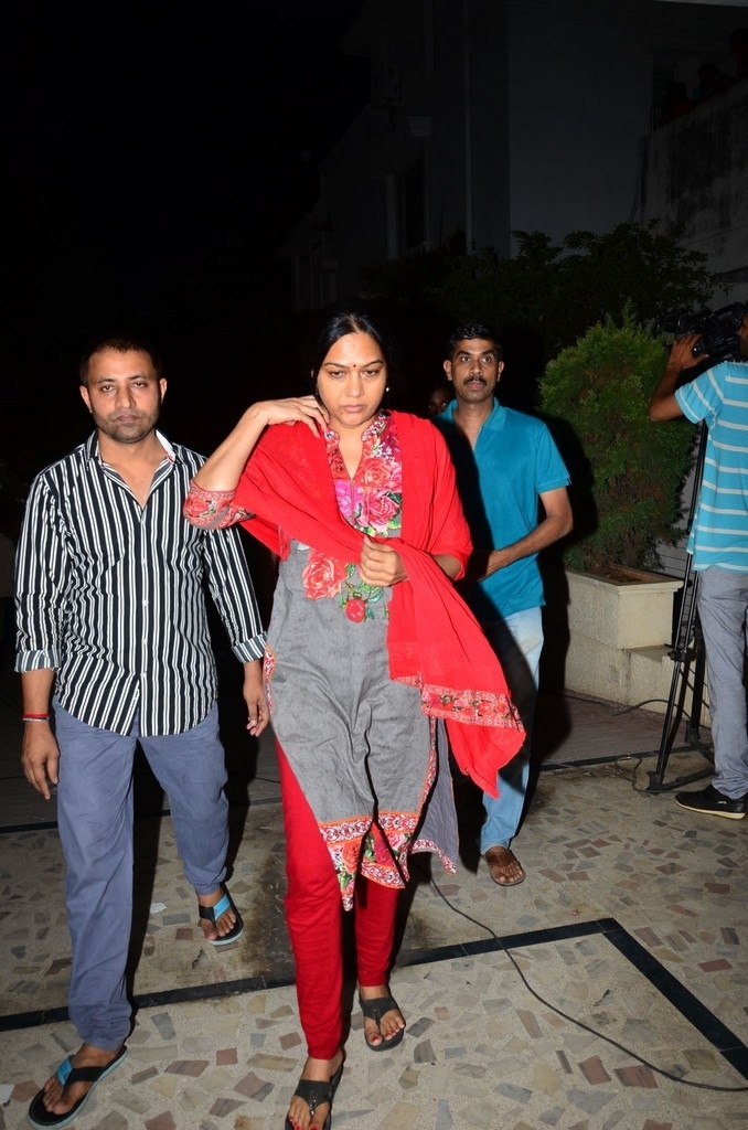 Dasari Narayana rao Condolences Photos 2 - 116 / 152 photos