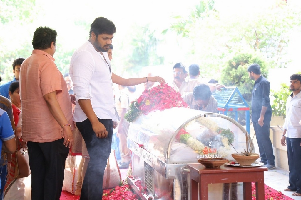 Dasari Narayana Rao Condolences Photos 4 - 30 / 83 photos