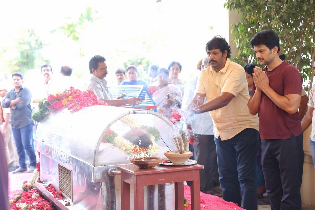 Dasari Narayana Rao Condolences Photos 4 - 41 / 83 photos