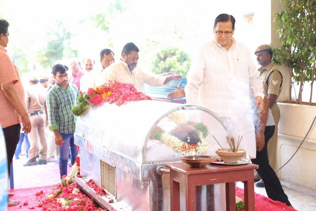 Dasari Narayana Rao Condolences Photos 4 - 46 / 83 photos
