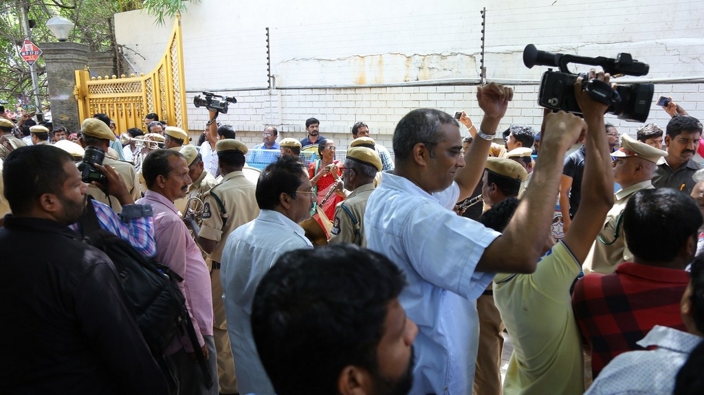 Dasari Narayana Rao Condolences Photos 4 - 57 / 83 photos
